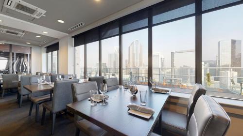 Basm Mohsen - Fahrenheit-Charlotte-04122023_233427