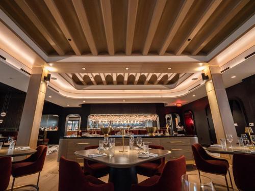 P1042926-Enhanced-NR